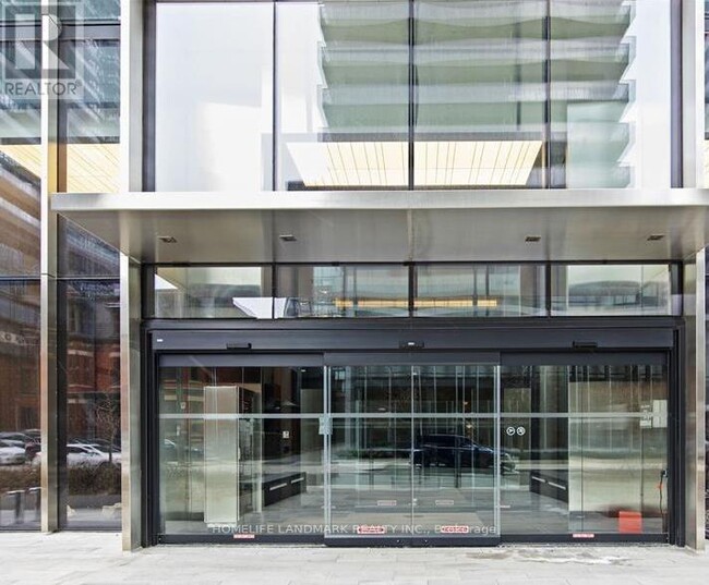 55-4955 Charles St E in Toronto, ON - Building Photo - Building Photo