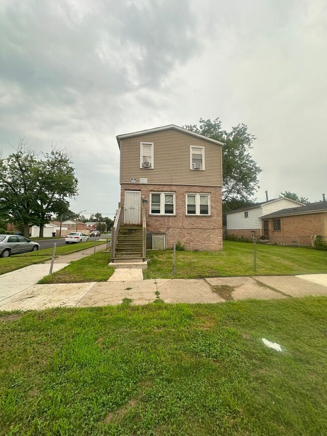 property at 1201 W 110th Pl