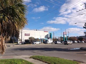 3400 Clearview Pkwy, Unit D in Metairie, LA - Building Photo - Building Photo