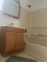11 Bedford Ave in Norwalk, CT - Building Photo - Building Photo