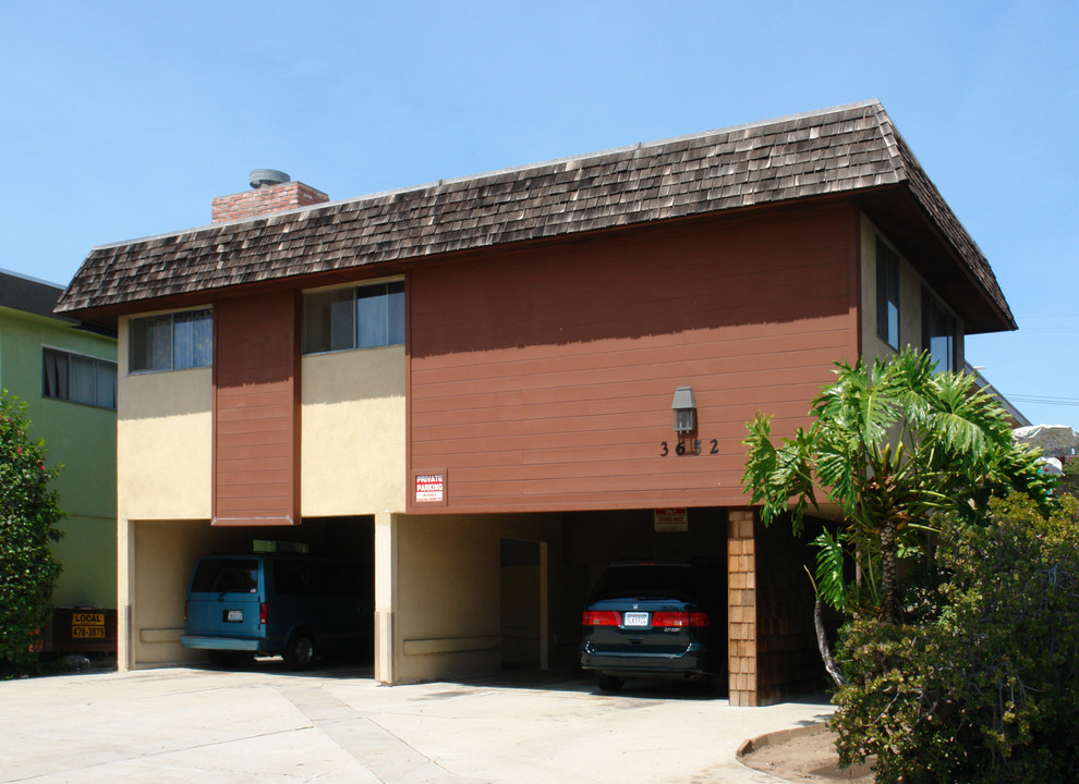 3652 Keystone Ave in Los Angeles, CA - Building Photo