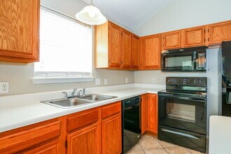 2824 Bent Brook Dr in Mesquite, TX - Building Photo - Building Photo