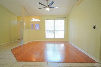 5947 Grandview Dr in Milton, FL - Building Photo - Building Photo