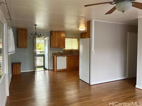 45-036 Holowai Pl in Kaneohe, HI - Building Photo - Building Photo