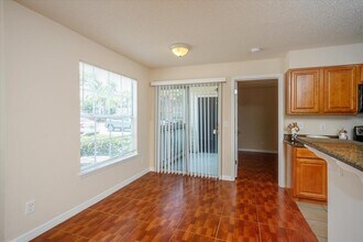 1083 S Hiawassee Rd in Orlando, FL - Building Photo - Building Photo