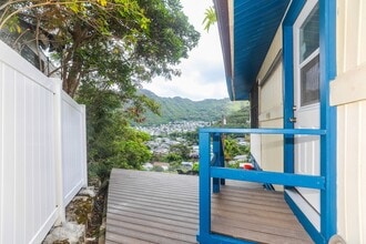 2343 Kuahea St in Honolulu, HI - Building Photo - Building Photo