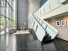 33-1133 Charles St E in Toronto, ON - Building Photo - Building Photo