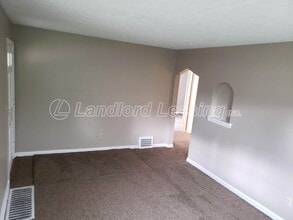 2225 E 35th St in Lorain, OH - Building Photo - Building Photo