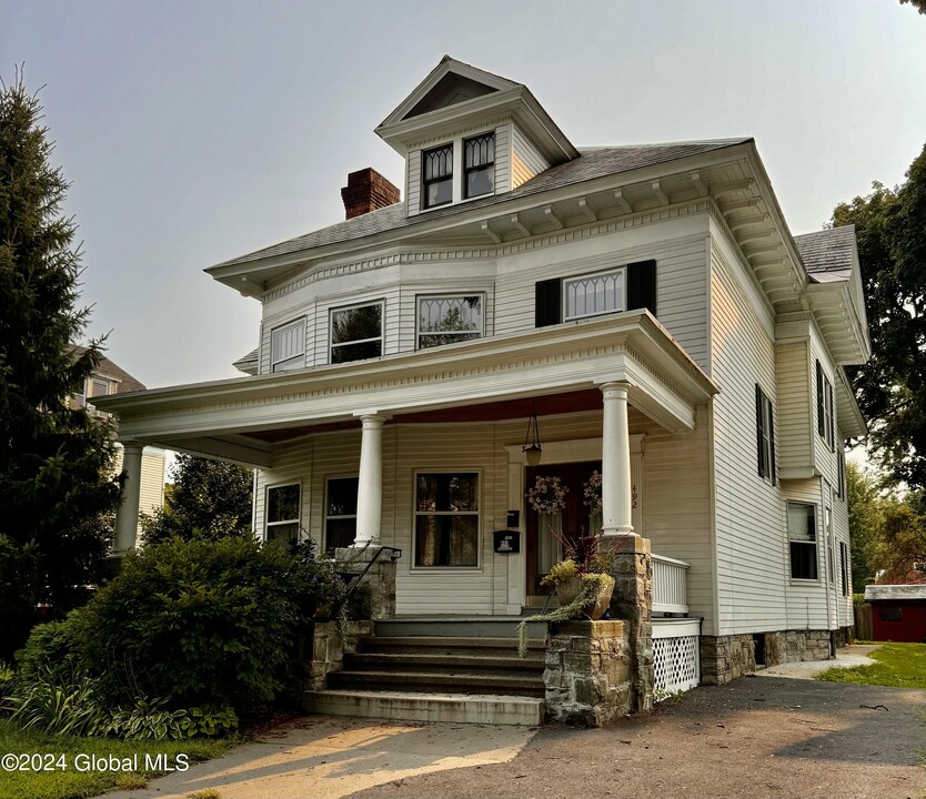 492 Glen St-Unit -B in Glens Falls, NY - Building Photo