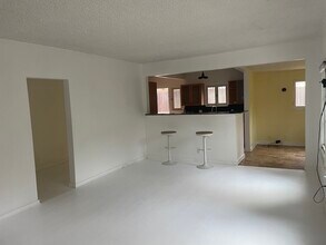 1429 Bonnell Dr in Topanga, CA - Building Photo - Building Photo