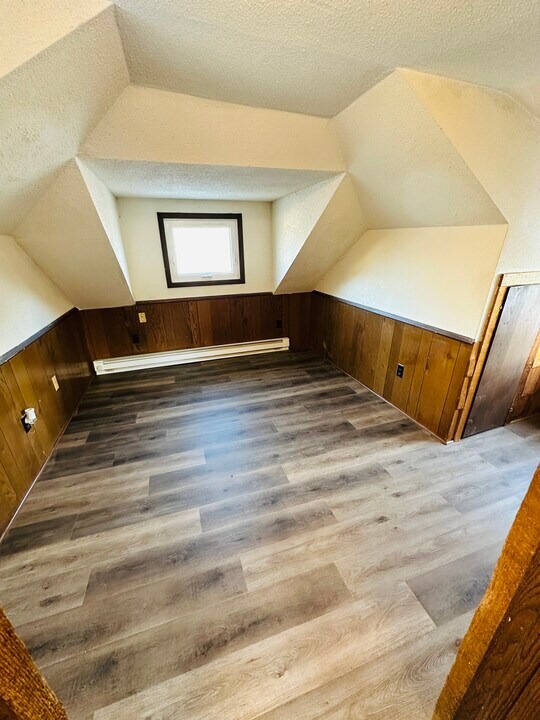 1995 Cottage Ave E in St. Paul, MN - Building Photo