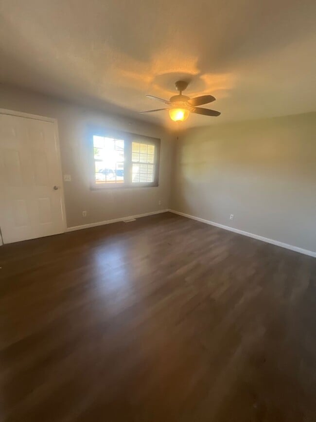 520 E Mulberry St in Chatham, IL - Building Photo - Building Photo