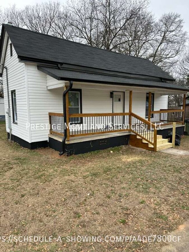 property at 401 Holmes St