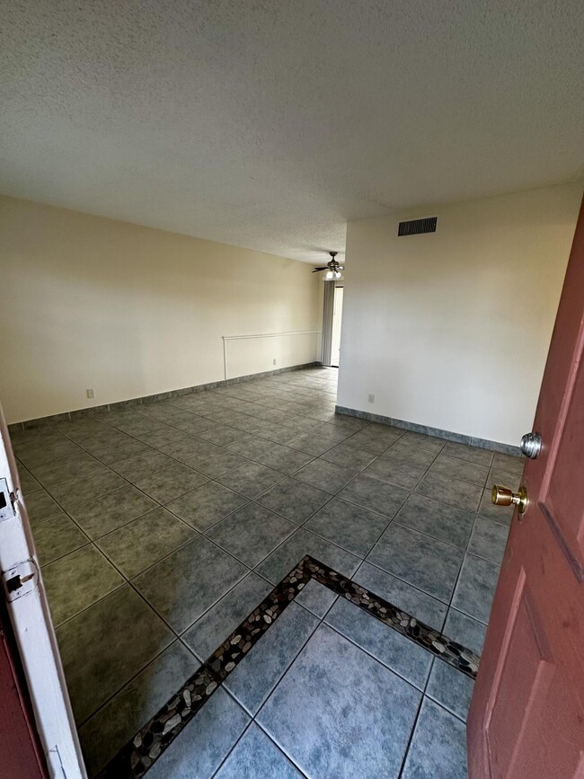 4247 Oak Terrace Dr in Greenacres, FL - Foto de edificio - Building Photo