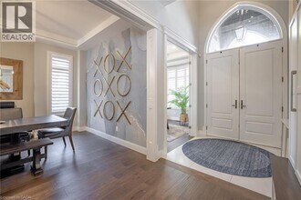 4 Lockman Dr in Hamilton, ON - Building Photo - Building Photo