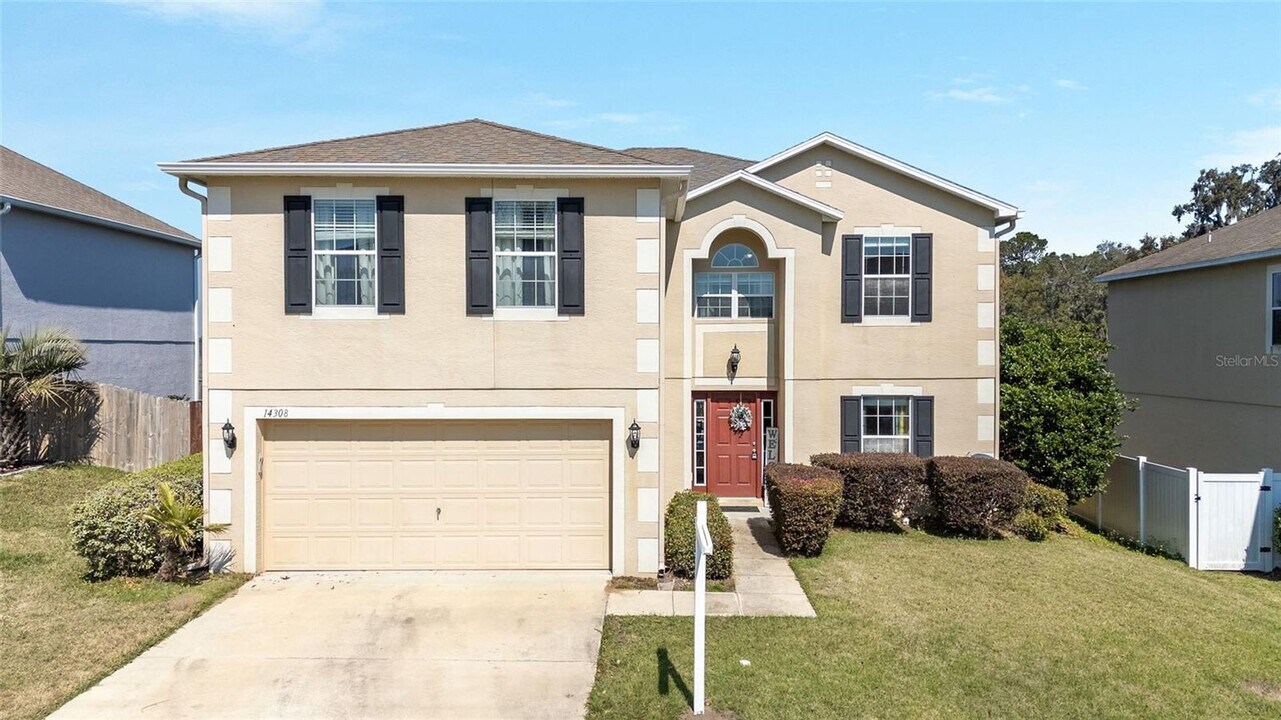 14308 NW 161st Ave in Alachua, FL - Building Photo