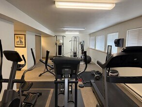 Northpointe Highlands Apartments in Kenmore, WA - Building Photo - Building Photo