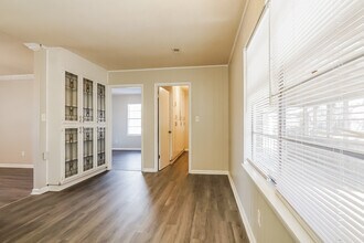 77 Oakwood St in Woodstock, AL - Building Photo - Building Photo