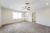 1102 Laurentide St photo'