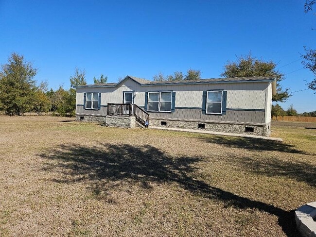 482 McDonald Ln W in Cedar Creek, TX - Building Photo - Building Photo