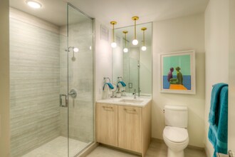 187 N Desplaines St in Chicago, IL - Building Photo - Building Photo