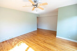 1607 Simpson St in Evanston, IL - Building Photo - Building Photo