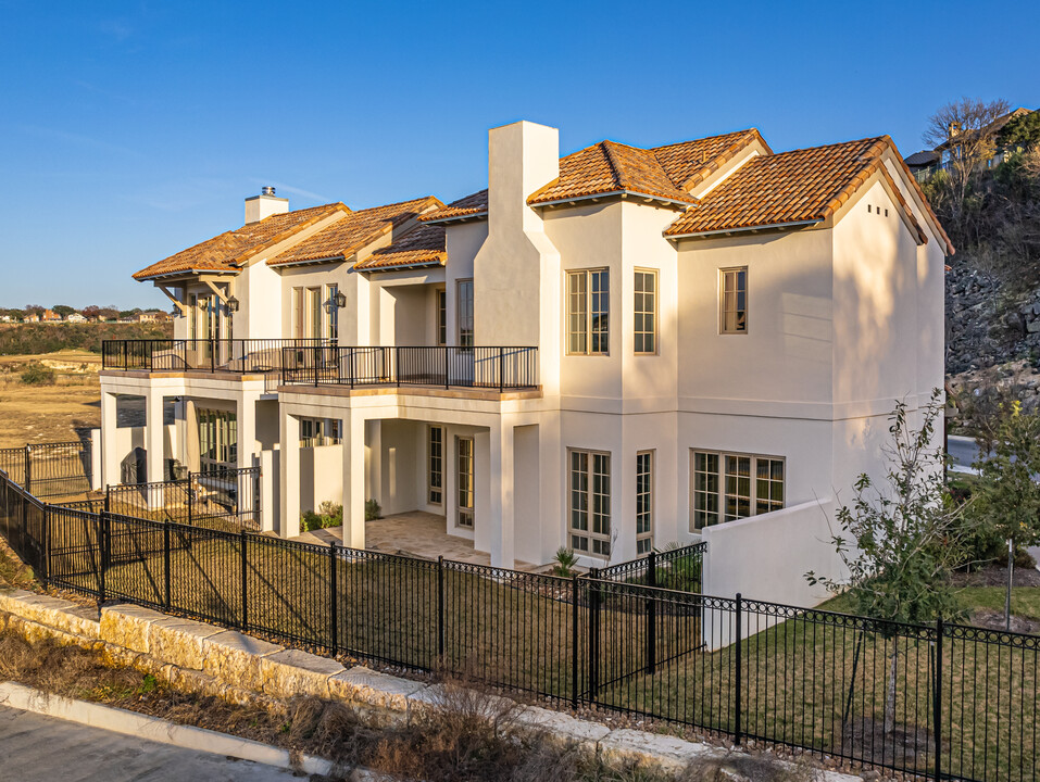 Quarry Heights in San Antonio, TX - Building Photo