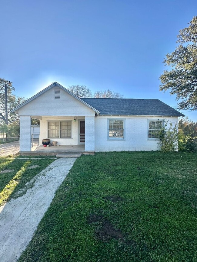 3207 Grape Creek Rd in San Angelo, TX - Building Photo - Building Photo