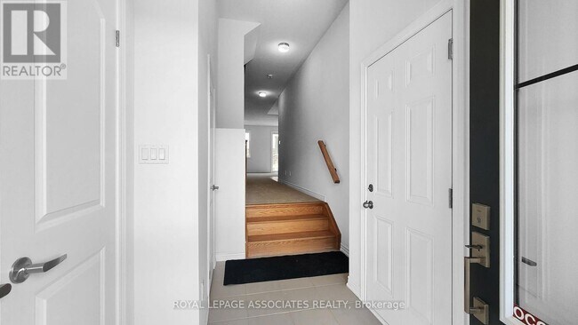 2019 Verne Bowen St in Oshawa, ON - Building Photo - Building Photo