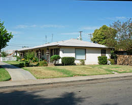 3238 E Normal Ave in Fresno, CA - Building Photo