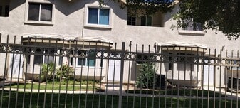 1425 S White Ave, Unit B in Pomona, CA - Building Photo