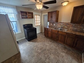 2122 Jones St in Sioux City, IA - Building Photo - Building Photo