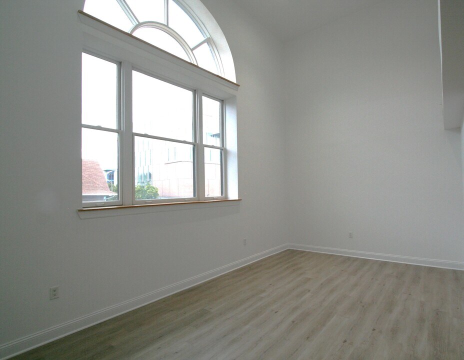 769 MONTGOMERY St in Jersey City, NJ - Building Photo