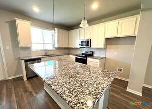 978 Aurora Grv Bnd in Temple, TX - Building Photo - Building Photo