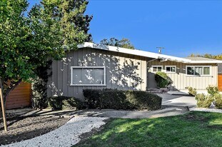 1219 Avis Dr in San Jose, CA - Building Photo
