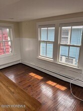 84 Asbury Ave in Ocean Grove, NJ - Building Photo - Building Photo