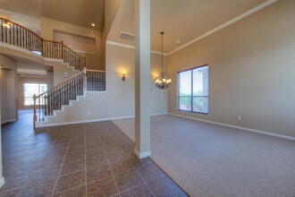 7524 Bonniebrook Dr in Austin, TX - Foto de edificio - Building Photo