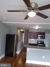 2829 W Oxford St photo'