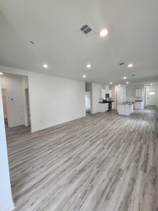 916 Drago Dr in Baton Rouge, LA - Building Photo
