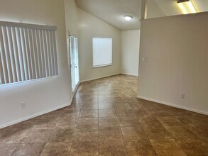 5409 Tupper Ct in Bakersfield, CA - Building Photo - Building Photo