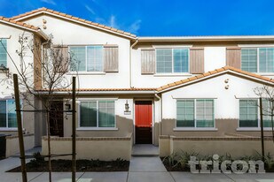 24665 Tesoro Ct in Wildomar, CA - Building Photo