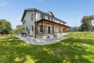 535 St James Ave in Phillipsburg, NJ - Building Photo - Building Photo