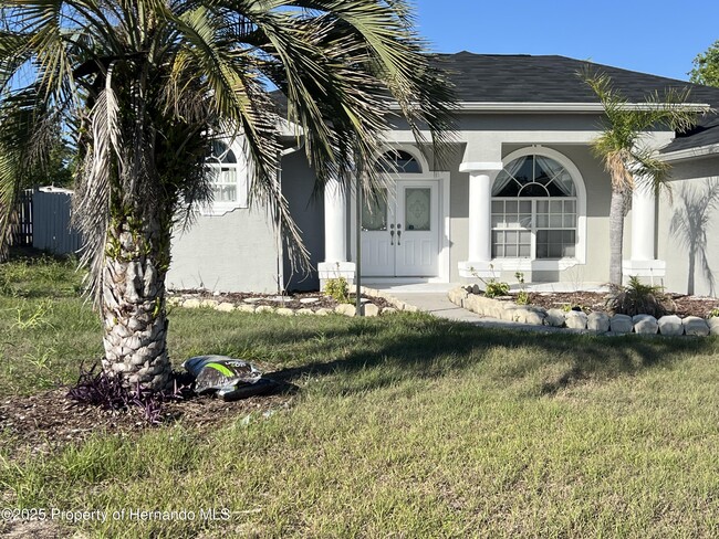 5388 Idleweise Ct in Spring Hill, FL - Building Photo - Building Photo