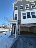 36 Primrose Ct in Englishtown, NJ - Building Photo