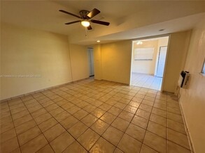 2232 N 19th Ave in Hollywood, FL - Building Photo - Building Photo