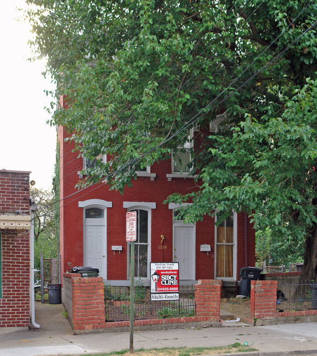 1350 Scott St in Covington, KY - Building Photo