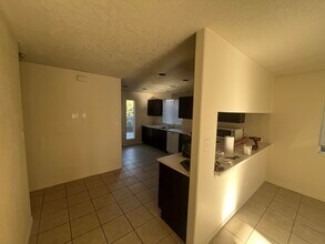 1301 Villa Chamisa NE in Albuquerque, NM - Foto de edificio - Building Photo