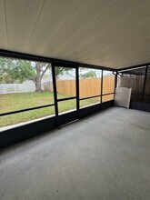 915 Burlwood St in Brandon, FL - Building Photo - Building Photo