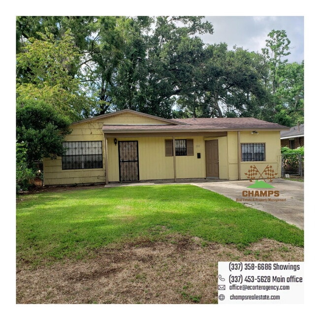 property at 1241 W Chimes St