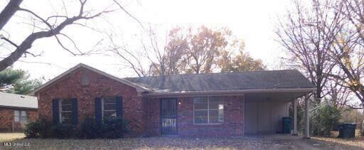 1827 Custer Dr in Southaven, MS - Building Photo